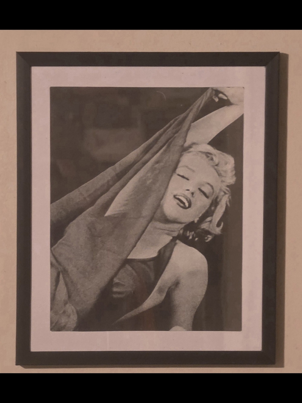 Framed Vintage Marilyn Monroe Black and White Iconic Portrait Print 8"×10"